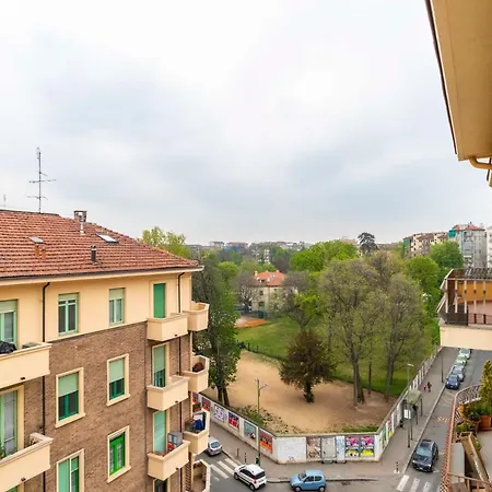 Tesoriera Comfy In Turin