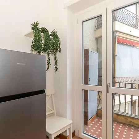 Apartment Tesoriera Comfy In Turin