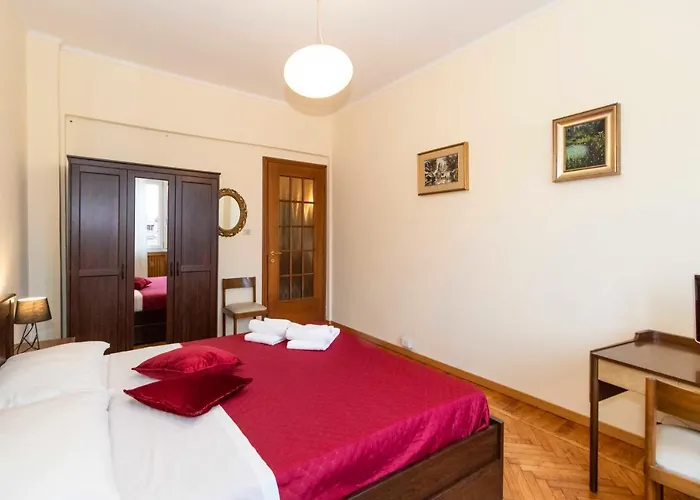 Tesoriera Comfy In 토리노