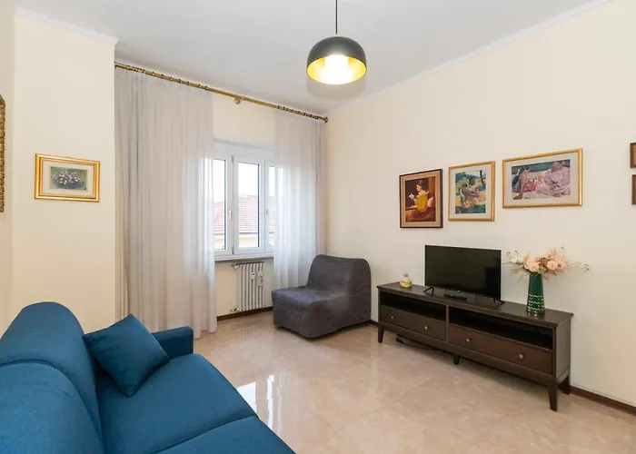 Tesoriera Comfy In 아파트