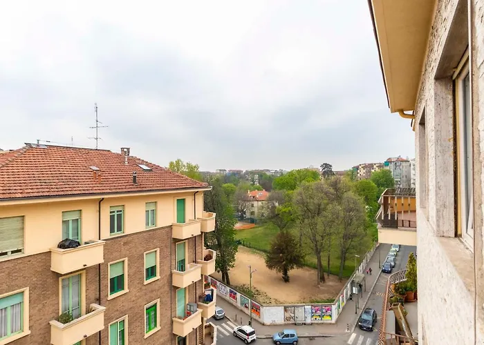 Tesoriera Comfy In 토리노