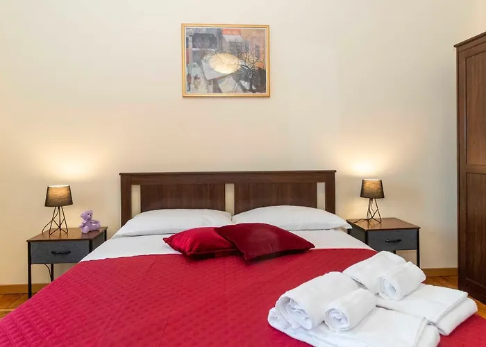 Tesoriera Comfy In 아파트