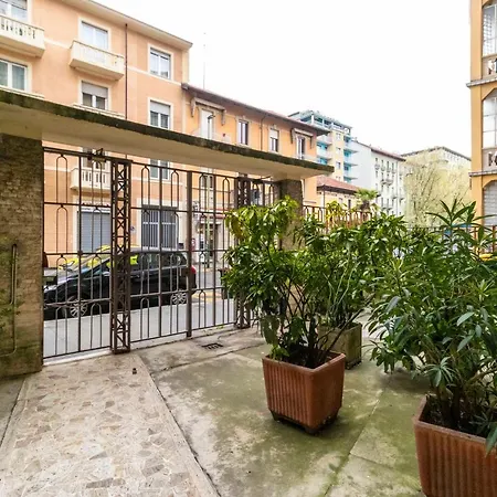 Tesoriera Comfy In Apartman *