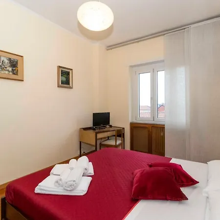 Apartman Tesoriera Comfy In
