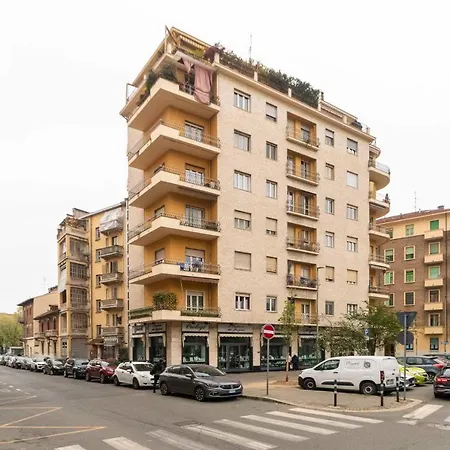 Tesoriera Comfy In Turin